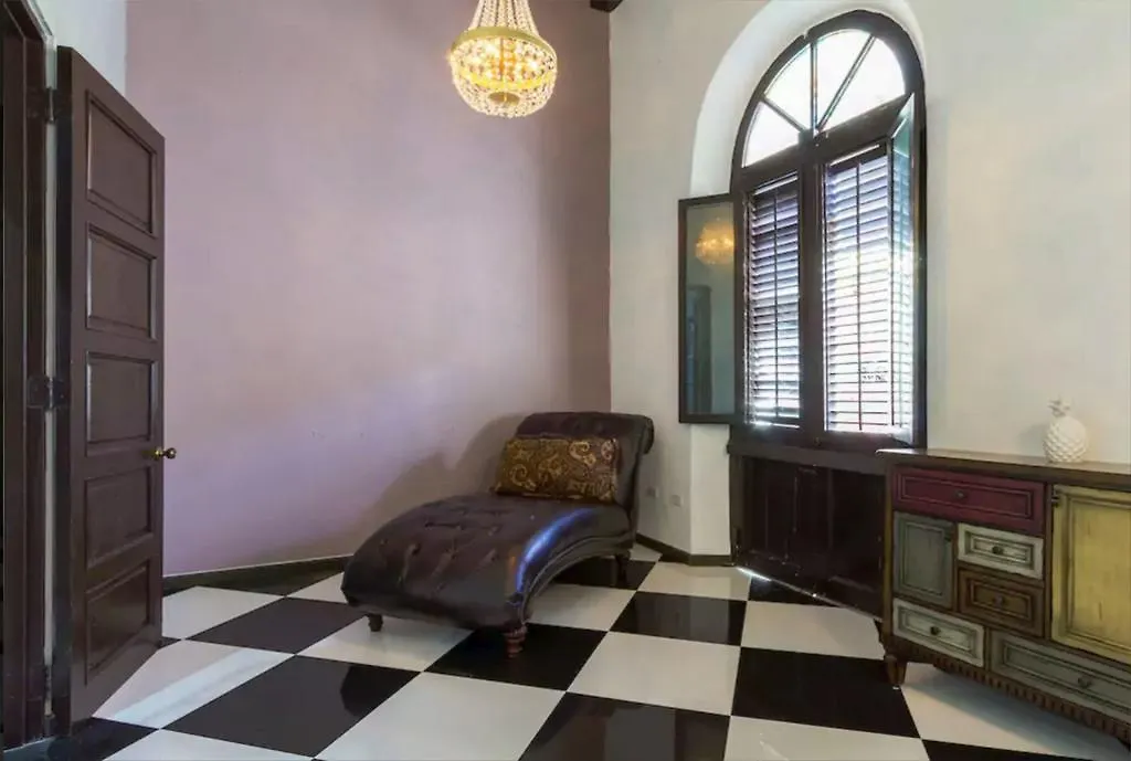 315 Recinto Sur Old San Juan Apartment